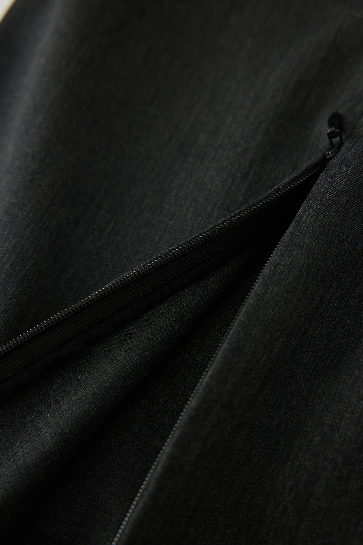 Vase Pants (Black)